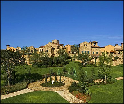 Bella Collina Clubhouse